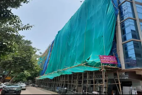 Laxmi Plaza (5.58 Crore)